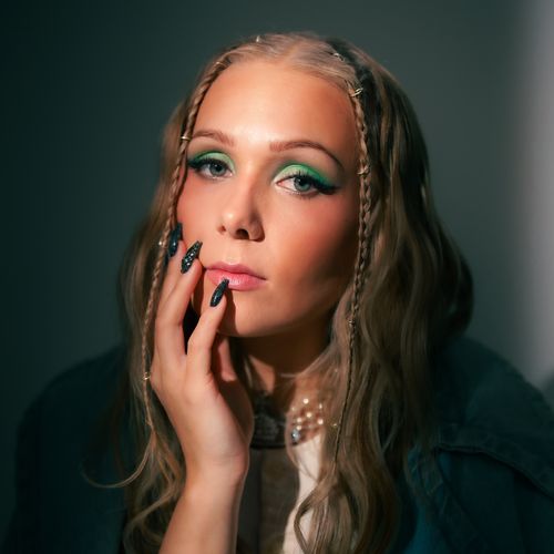 VIIVI (Vain elämää kausi 16)