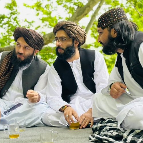 Muhabat (Garm Sangruna Di Har Khwa)