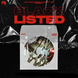 Blacklisted-Lw0iXz1WcXs