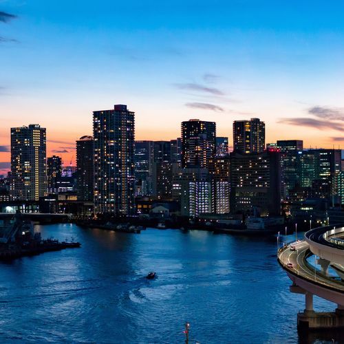 City Lights Melodic Memories