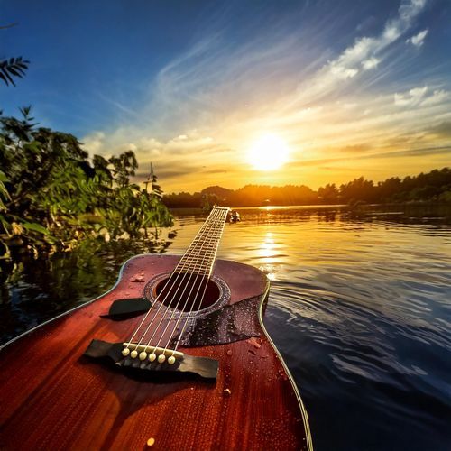 Guitar’s Quiet Bliss