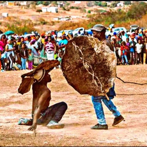 Momathema Tlokomela Ngwana Waka cover art