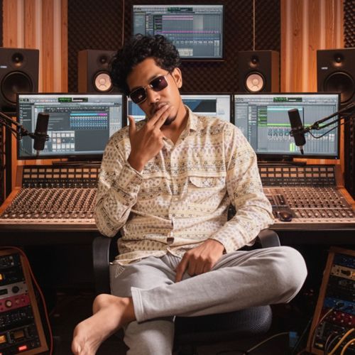 Shudhu Tomake (From "Prem Eshechilo")