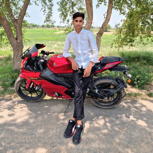 इज़्��ज़त कमाई ना कमाया नोट