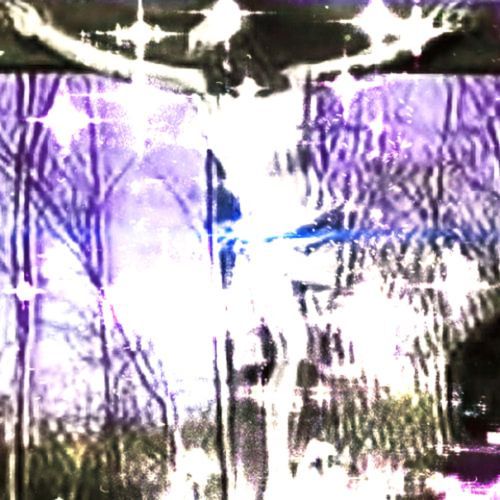 тъма гладал в тебь.