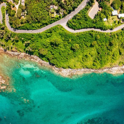 Corsica Waves
