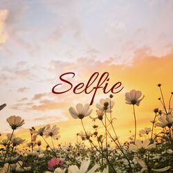 Selfie-EjITeQByTmA