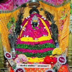 Arer Mai To Fan Sanwra Ko Thikano Mharo Main Sanwra Ko