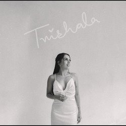 TRISHALA-GlohBBx4eAU