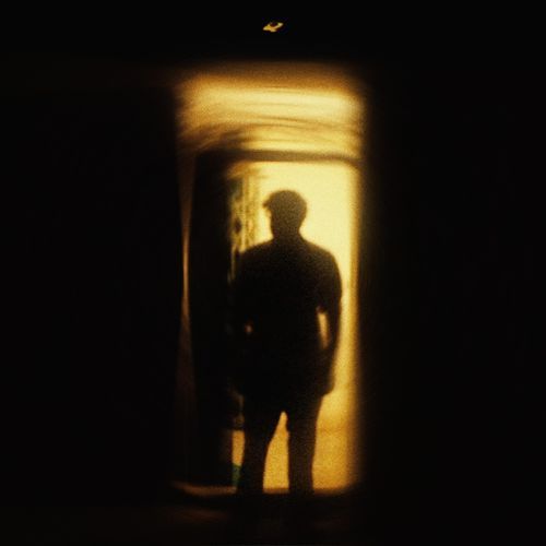 light can barely see me