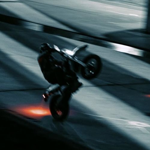 Moment (slowed)