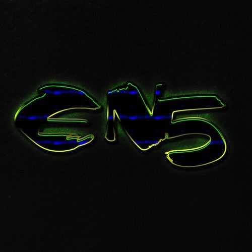 En 5
