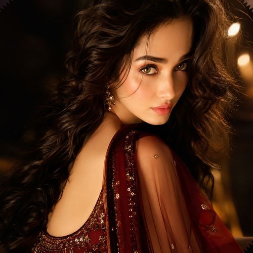 Kisi Din Banoongi Main