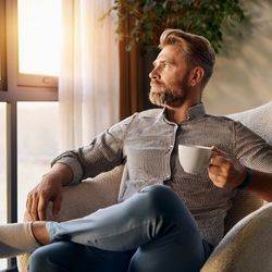 Contemplando El Silencio