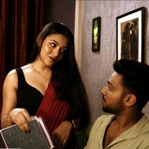 Aadhi Raat Ko