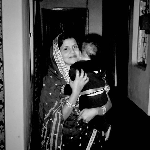 MAIN AUR MAA