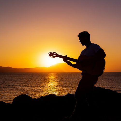 Armónicos Del Horizonte: Música De Guitarra Sin Fronteras