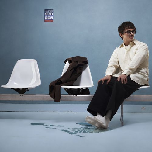 Avec cover art