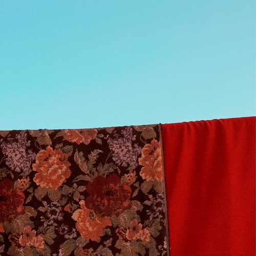 Paredes Negras cover art