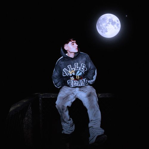 LA MISMA LUNA