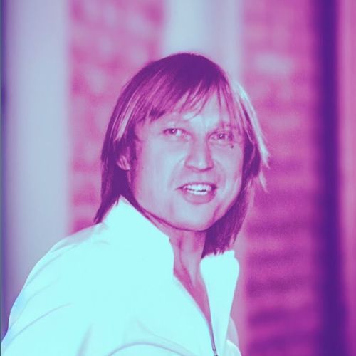 Ты шлюха не моя