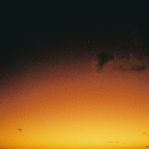 Miro pa'l cielo cover art
