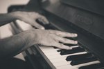 Enticing Piano Songs - 20 Sensual Piano Songs for Deep Sleep and Anxiety Relief