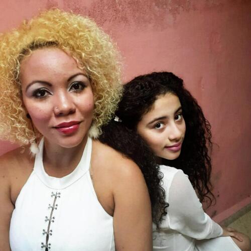 Alicia y Superyenis