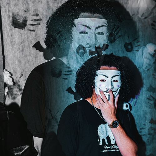 Eo James - Encosta na Favela