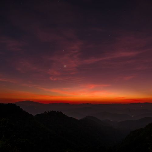 Slumber's Melody: Tranquil Evening Vibes