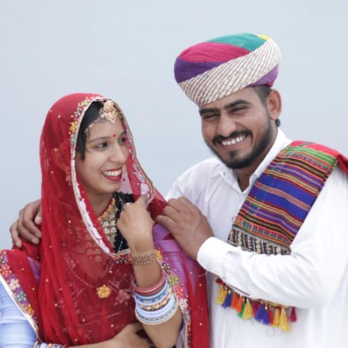 Dewasan Pyari Lage