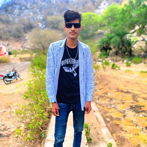 अंगूठी गिफ्ट में दे दी DG Mawai