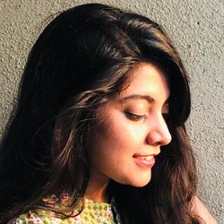  Anamika Sharma