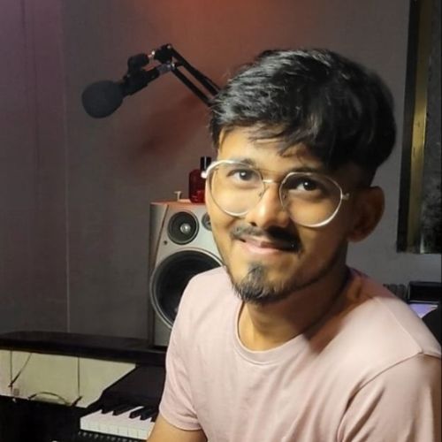 Aniket Pashte