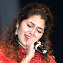  Damini Bhatla