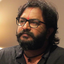  Naveen Krishna