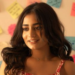  Nayani Pavani