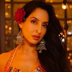  Nora Fatehi