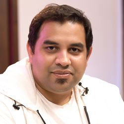  Praveen Lakkaraju