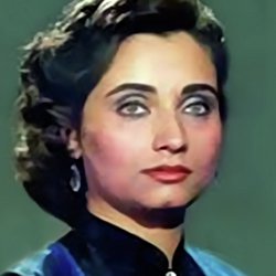  Salma Agha