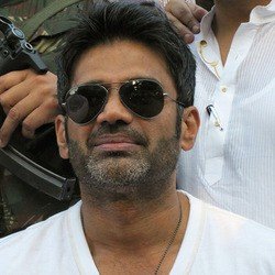  Suniel Shetty