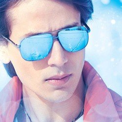  Tiger Shroff