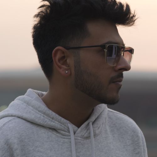 Vee Kapoor