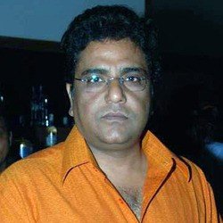  Zakir Hussain